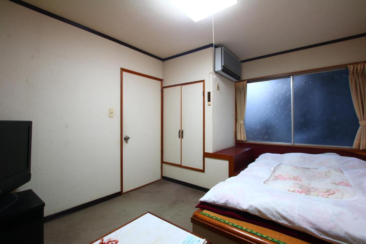 Okui Ryokan Goto Buitenkant foto